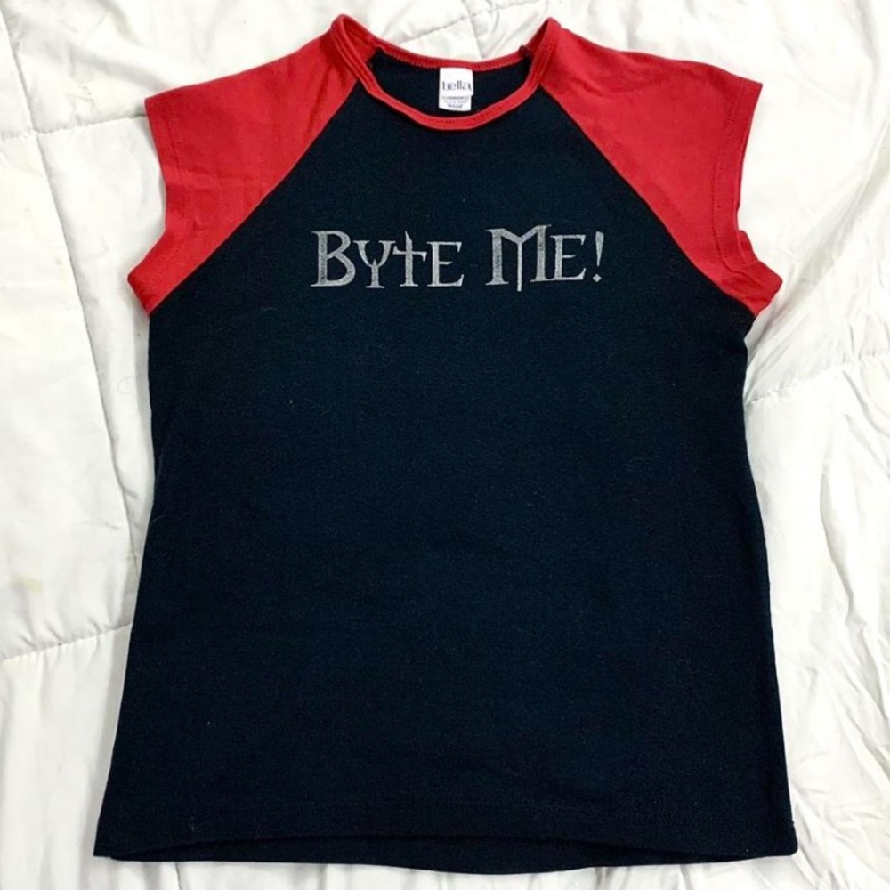 bite me vampire slogan tee